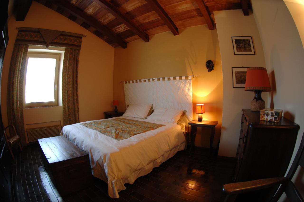 Bed and Breakfast Mirabilia Adrara San Rocco Exterior foto